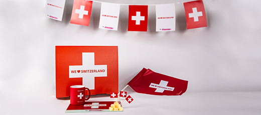 Printprodukte zum Nationalfeiertag mit Schweizerkreuz