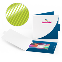 Mappe für CD-Verpackung 13,5 x 13,5 cm, 2-teilig mit Verschluss, 4/0 farbig (Außenseite bedruckt), mit partieller UV-Lack-Veredelung