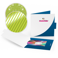 Mappe für CD-Verpackung 13,5 x 13,5 cm, 2-teilig mit Verschluss, 4/0 farbig (Außenseite bedruckt), mit Softfeel-Folie und partieller UV-Lack-Veredelung
