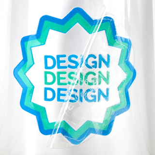 Detailansicht hochtransparenter UV-DTF-Aufkleber im individuellen Design