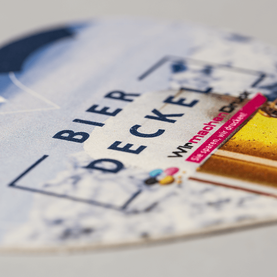 Auschnitt eines herzförmigen Bierdeckels im Wunschdesign