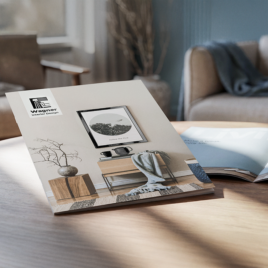 Broschüre mit Drahtheftung in DIN A4 mit Relieflack veredelt auf Tisch liegend