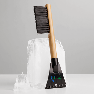 Eiskratzer aus recyceltem Kunststoff mit Bürste und Bambusgriff, individueller Druck auf dem Schaber