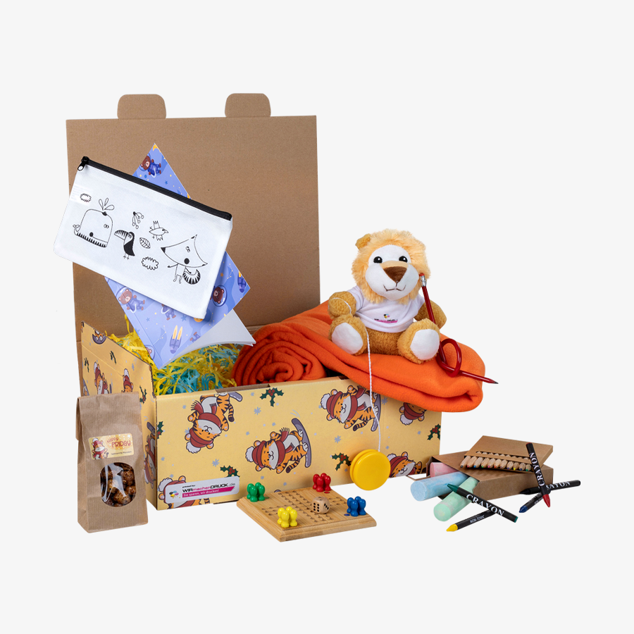 Happy-Friday-Geschenkbox 2025 für Jungs mit einem Plüschlöwen und vielen Spielsachen inklusive Geschenkbox
