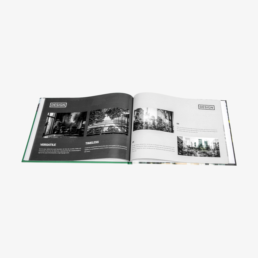 Aufgeschlagenes Hardcover-Buch mit geradem Rücken und schwarz-weissem Innenteil im Format DIN A4 quer