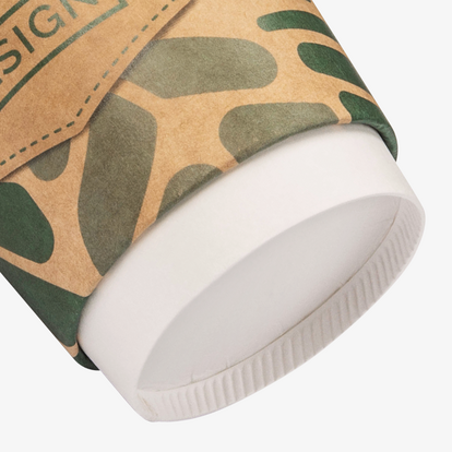 Unterseite eines doppelwandigen Kraftpapier-Bechers für 200 ml Inhalt, mit individuellem Aufdruck