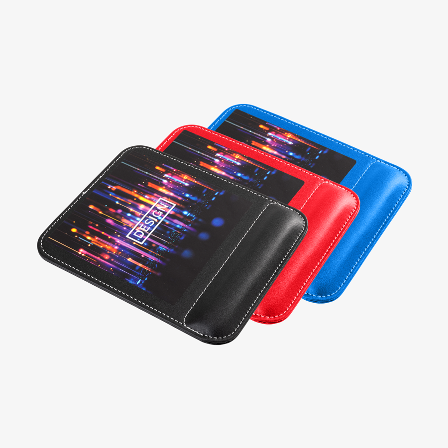 Vollfarbig bedruckte Kunstleder-Mousepads in mehreren Farben, mit Handauflage