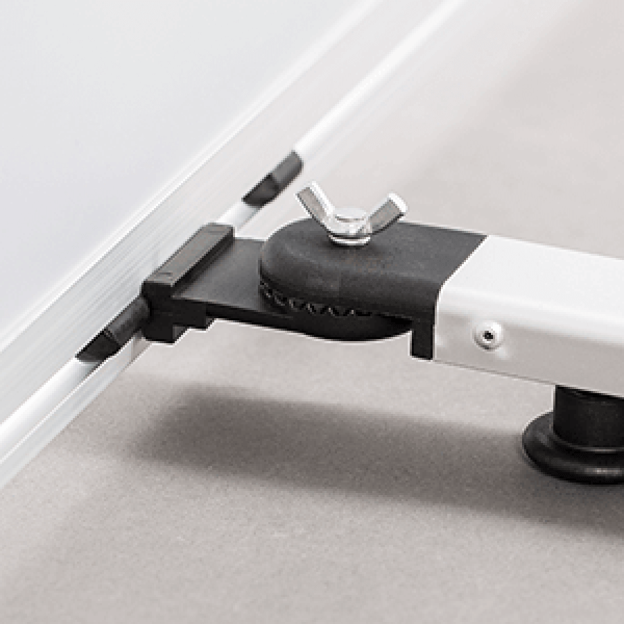 Detail L-Banner mit stabilem Standfuss