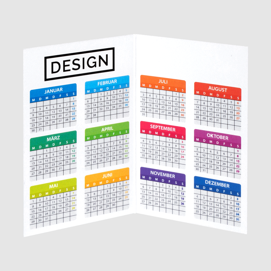 Klappbarer Minikalender im Hochformat, mit vollfarbigem Motiv bedruckt