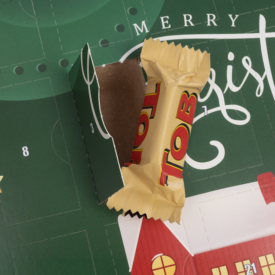 Toblerone-Adventskalender Detailbild mit geöffnetem Türchen