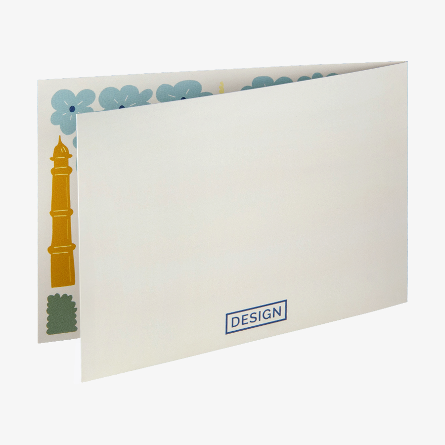 Rückseite einer veredelten Klapp-Postkarte im Querformat mit partiellem Glitzerlack