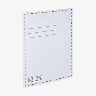 Individuell bedruckte Postkarte mit goldener Heissfolienveredelung im Hochformat in der Rückansicht
