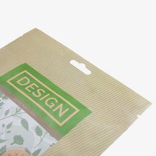 Doypack aus Papier mit individuellem Aufdruck und Euroloch