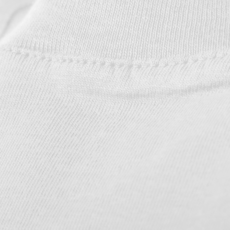 Detailaufnahme weißes Premium-T-Shirt für Herren von B&C