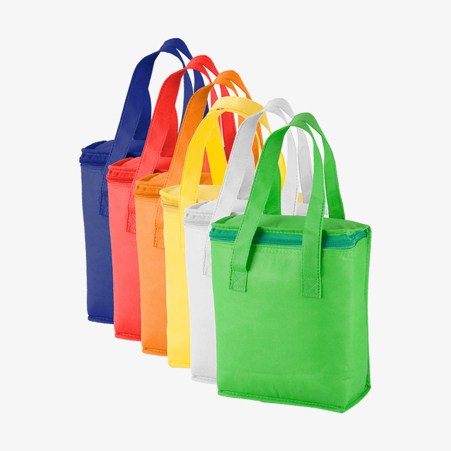 Unbedruckte Kühltaschen aus Non-Woven mit Reissverschluss in vielen Farben