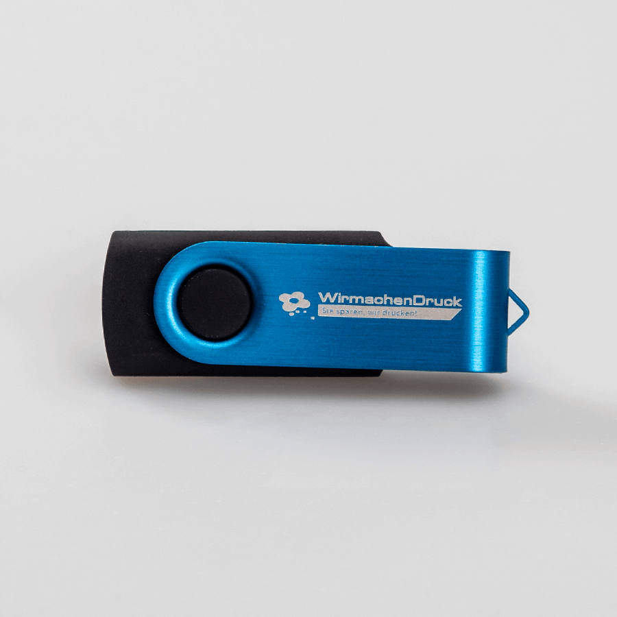 Hochwertiger blauer USB-Stick mit individueller Gravur