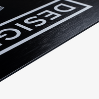 Oberfläche schwarz gebürstet