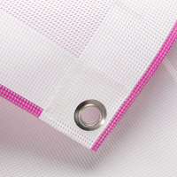 Banner, farbig bedruckt, mit Ösen und Saum