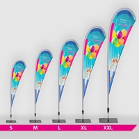 Beachflag, farbig bedruckt mit Gestänge und Kreuzfuß