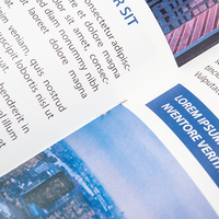 Broschüre, farbig bedruckt, liegends aufgeschlagen