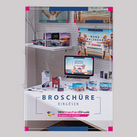 Broschüre mit Ringöse, geschlossen