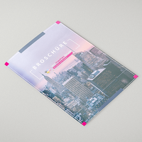 Broschüren, farbig bedruckt, liegend