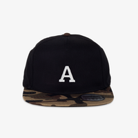 Camo Snapback Cap, Kappe: Black, Schirm: Jungle Camo