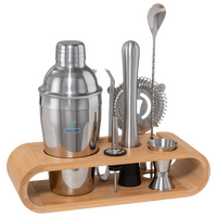 Veredeltes Cocktailset ins Bambushalterung 