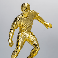 Figurenpokal Fußball GOLD auf Sockelschild, stehend