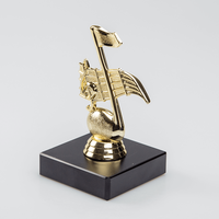 Figurenpokal Musiknote auf Sockel, Gold, stehend