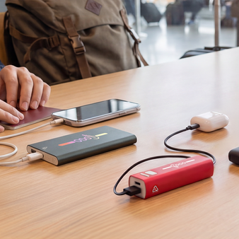 Flache Powerbank bedruckt