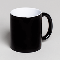 Fototasse MAGIC, Tasse schwarz, ohne sichtbares Movit, leichte Seitenansicht mit Henkel