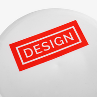 Detailbild von weißem Frisbee bedrukt 