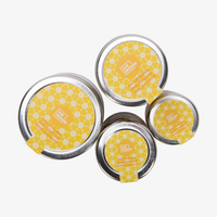 Fruchtgummi Zimtsterne auf Vanilleschaum Deckelansicht