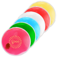 aufgereihte Wärmekissen bedruckt in verschiedenen Farben 