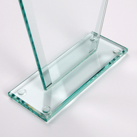 Trophae, mit gravur, stehend