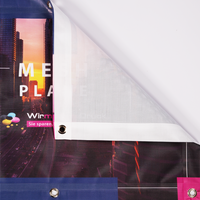 Mesh Plane, farbig bedruckt, geknickt mit Öse und Saum