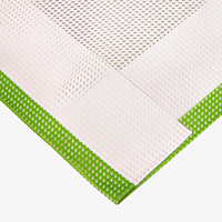 Mesh-Blache, 4/0-farbig bedruckt, rundum umsäumt