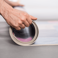 Textil, farbig bedruckt, gerollt