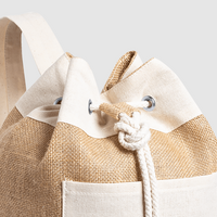 Jute-Seesack mit Kordelzugverschluss und Fach, Detailansicht
