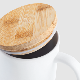 Keramiktasse mit Bambusdeckel