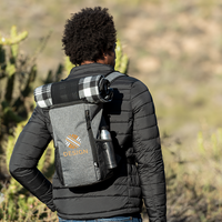 Kühlrucksacke mit seitlichen Netztaschen, 13,5 l