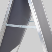 Kundenstopper, silber, aufgestellt