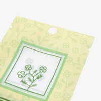 Recycelbarer Folien-Standbodenbeutel 8 x 13 x 5 cm mit neutralem Boden (Abb. mit Rundloch)