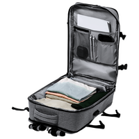 Reiserucksack aus wasserfestem RPET mit Diebstahlschutztasche, aufgeklappt