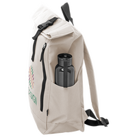 Rolltop-Rucksack aus RPET mit Schnallenverschluss, Seitenansicht