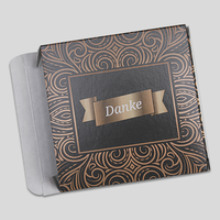 Verpackungen,farbig bedruckt, liegend