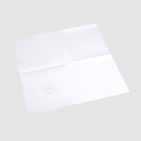 Serviette Airlaid, farbig mit Logo bedruckt, aufgefaltet hinten