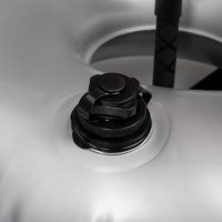 Gefüllter Wassersack auf dem Kreuzfuss