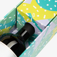 Stuelpdeckelkarton, farbig bedruckt, details